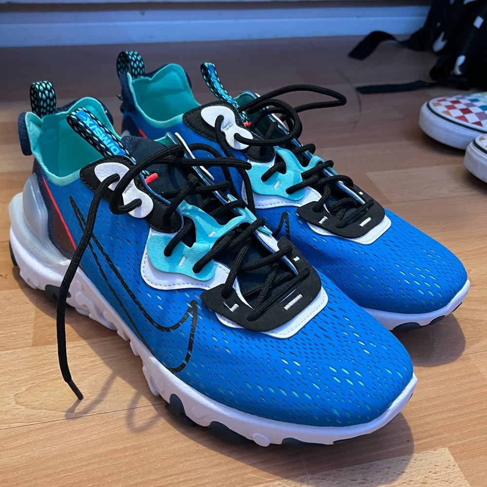 12.5 BLUE MENS ATHLETIC SHOE